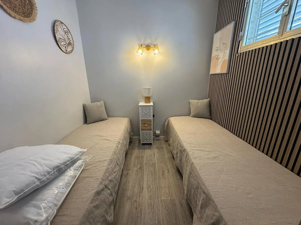 Studio La Napoule 2 Min Beach 4 People Air Conditioning Mandelieu-la-Napoule Apartment